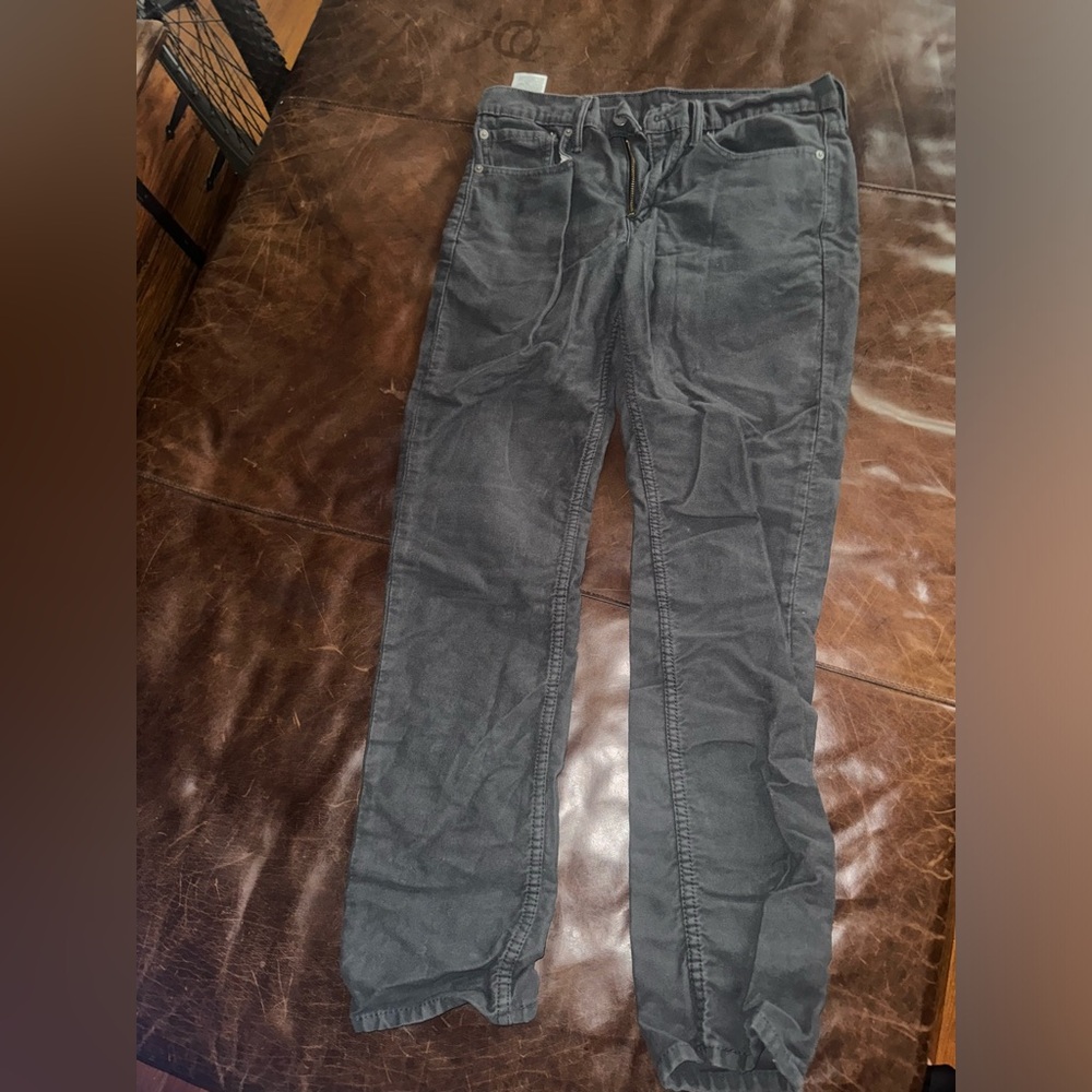 Levi Men Dark Gray Jeans